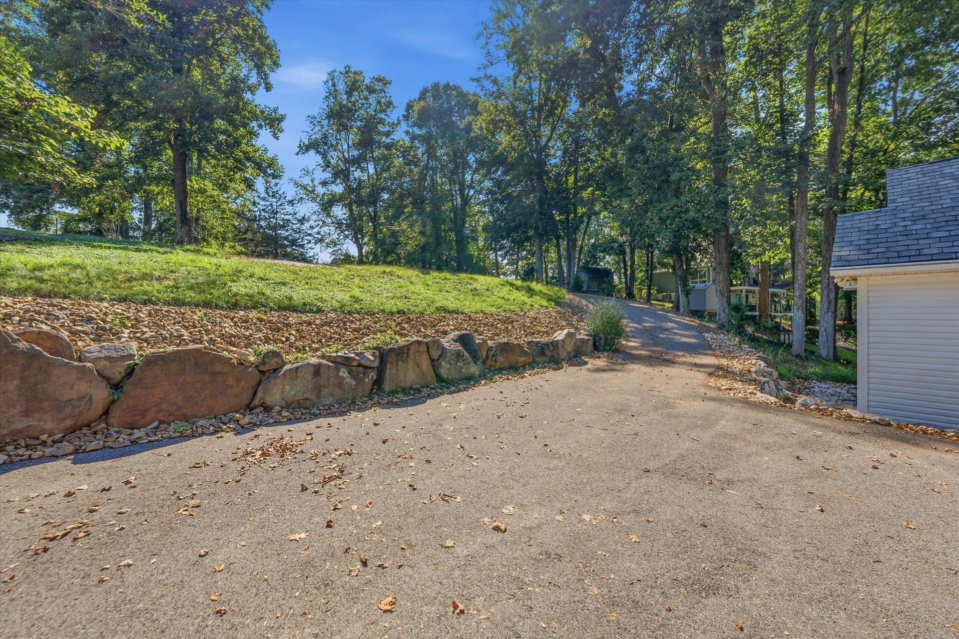 860 Long Island DR - Photo 60