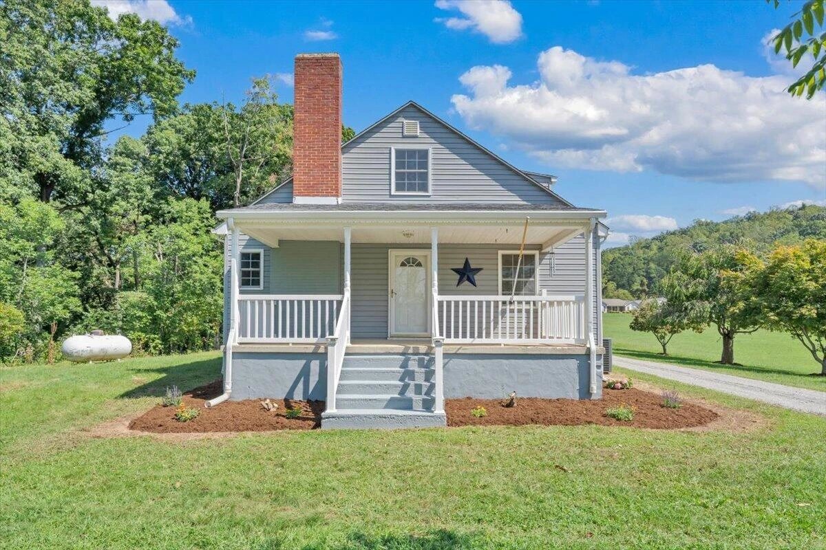 49 Coaling Hollow RD