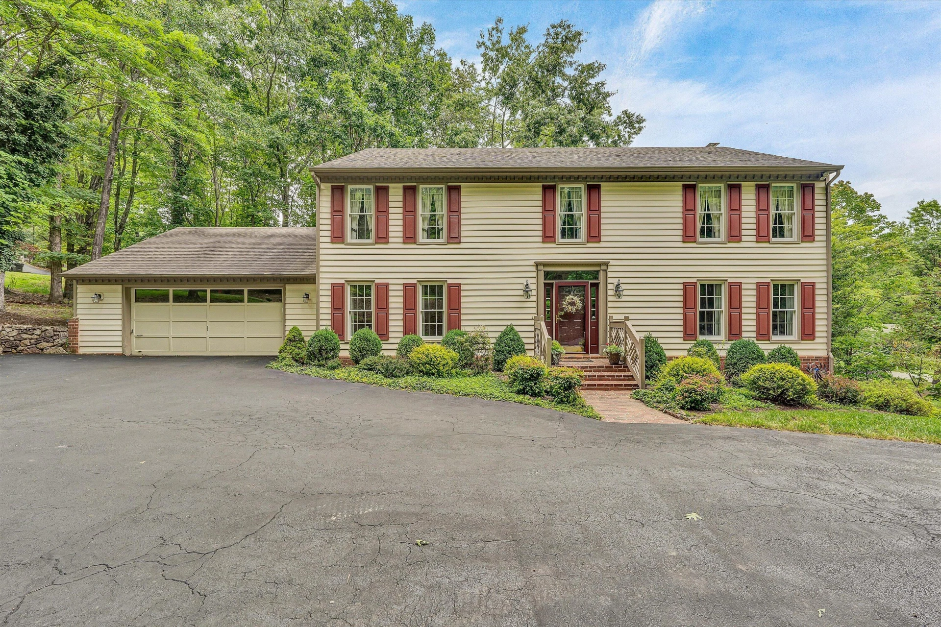 6378 Hidden Valley DR - Photo 2