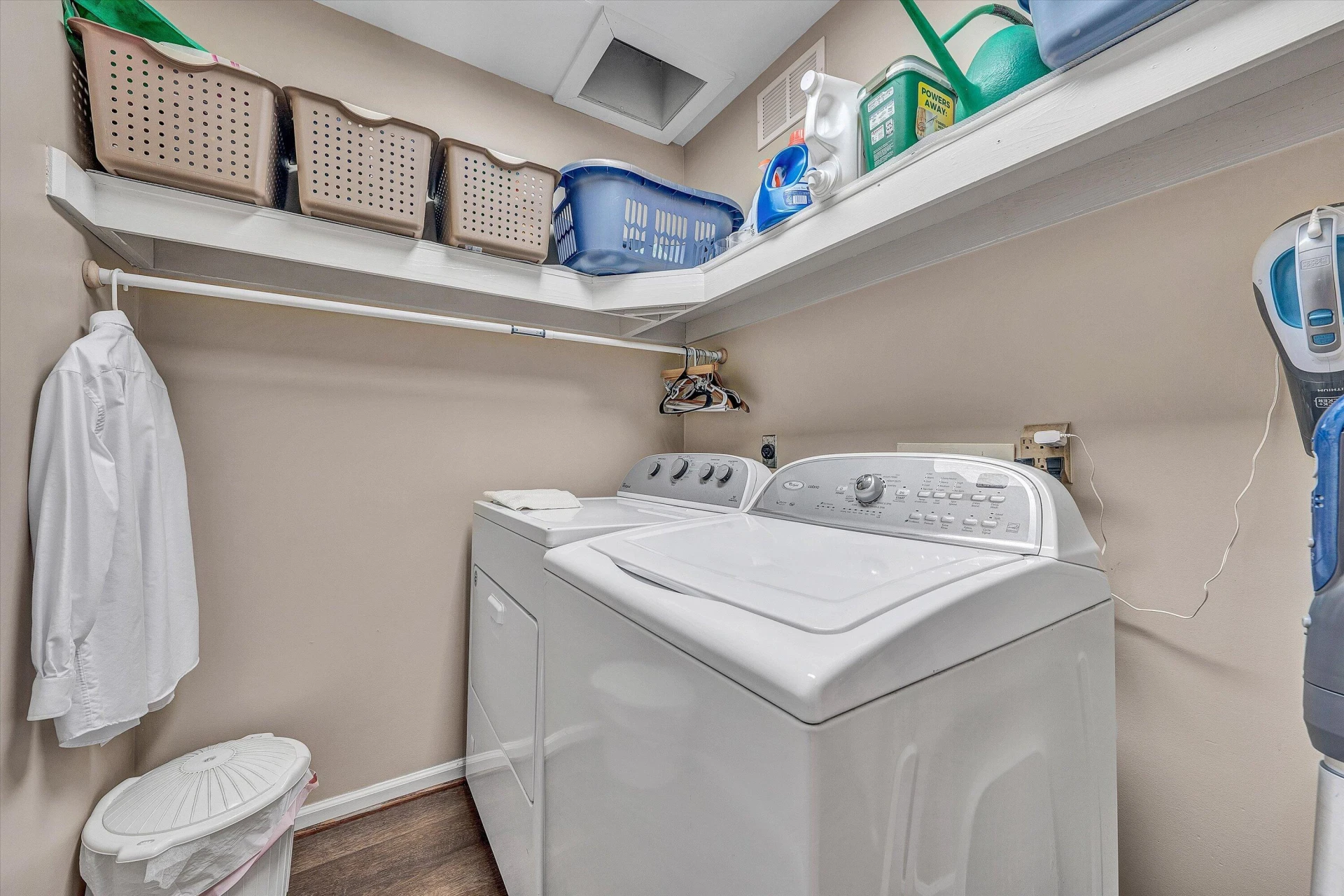 6378 Hidden Valley DR - Photo 17