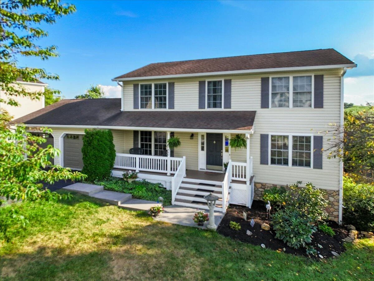 860 George Edward Viaduct NW - Photo 2
