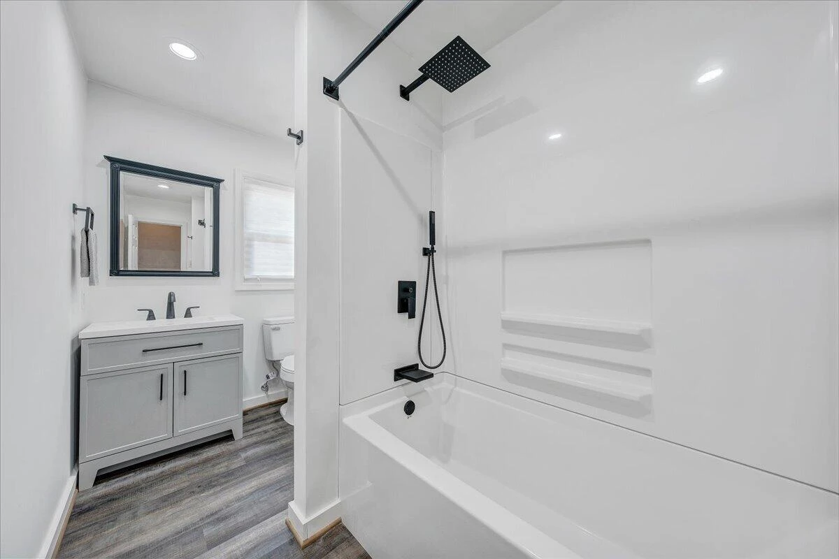 5605 Oakland BLVD - Photo 16