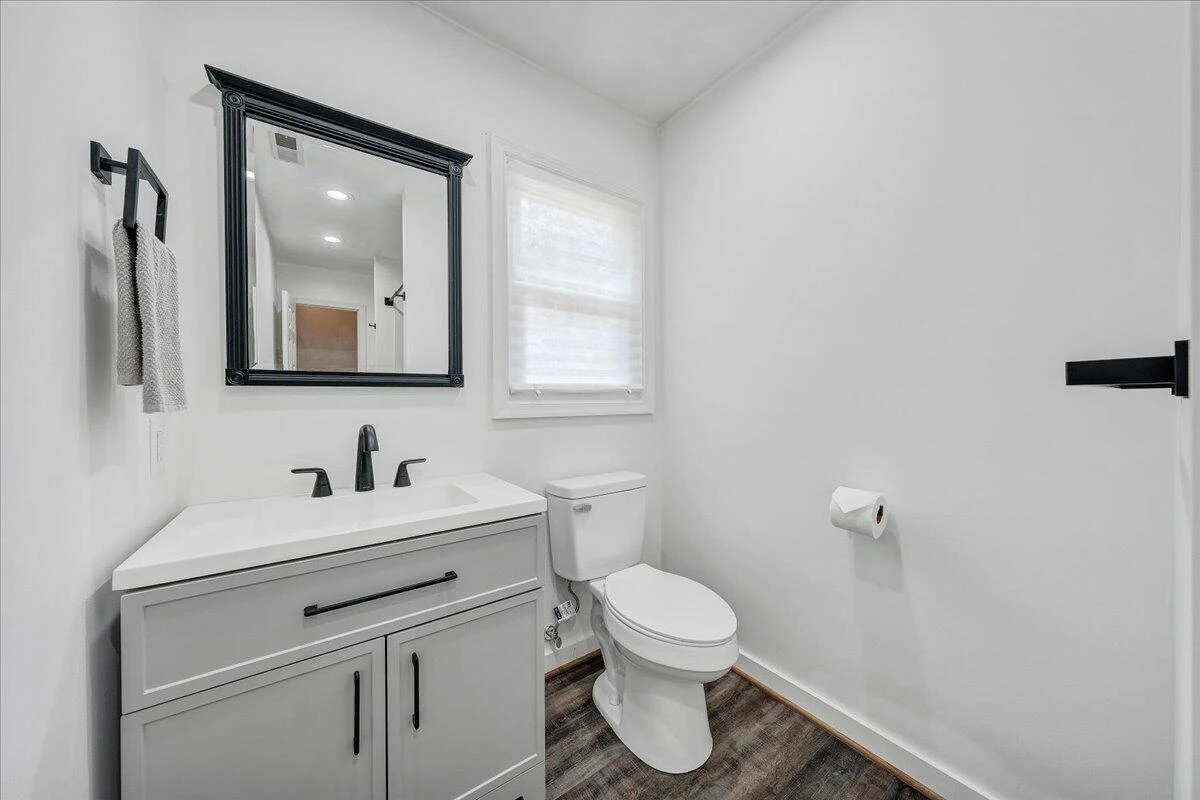 5605 Oakland BLVD - Photo 17