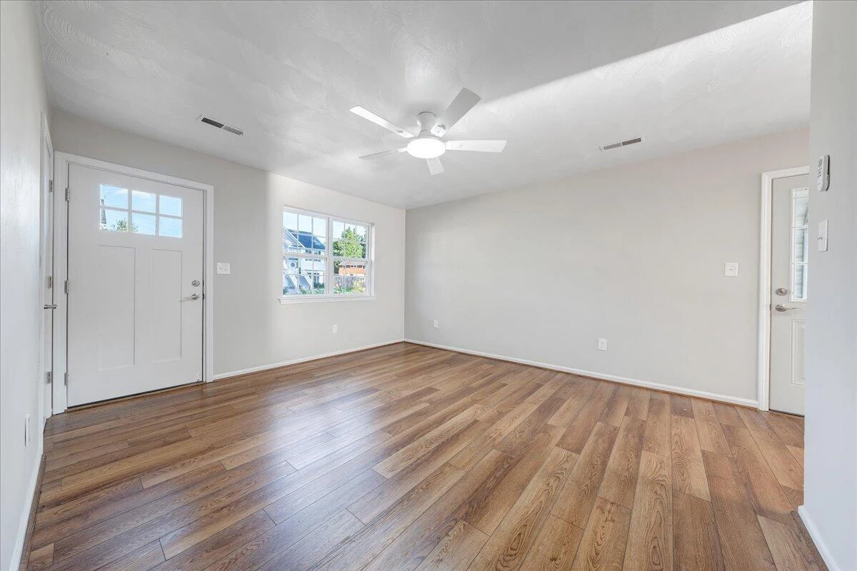 4626 Horseman DR NE - Photo 3