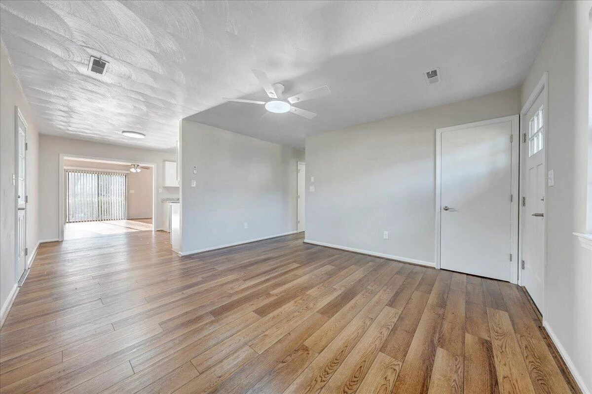 4626 Horseman DR NE - Photo 5