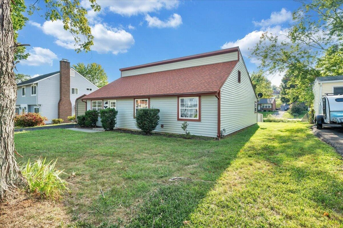 4626 Horseman DR NE - Photo 27