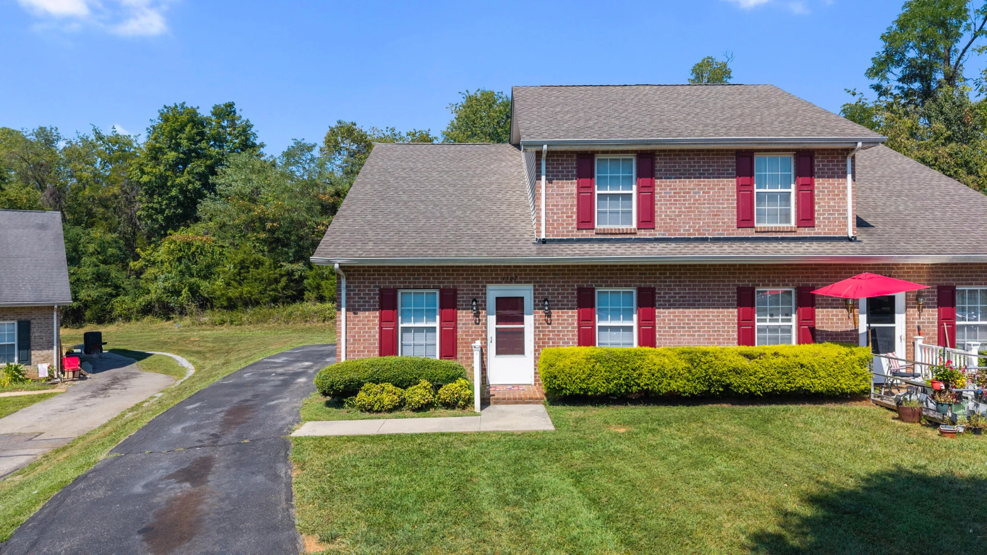1507 Cassell LN