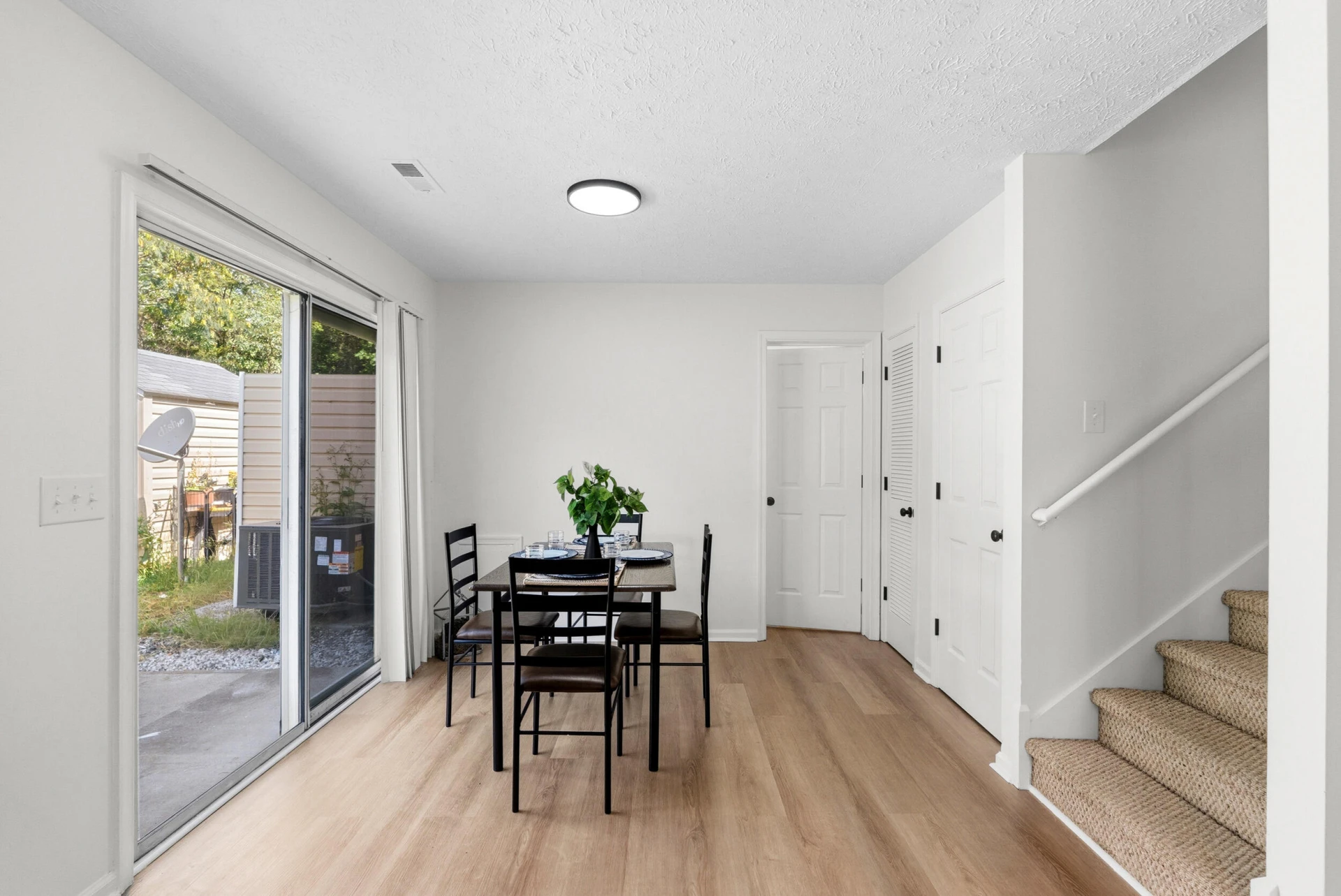 1507 Cassell LN - Photo 9