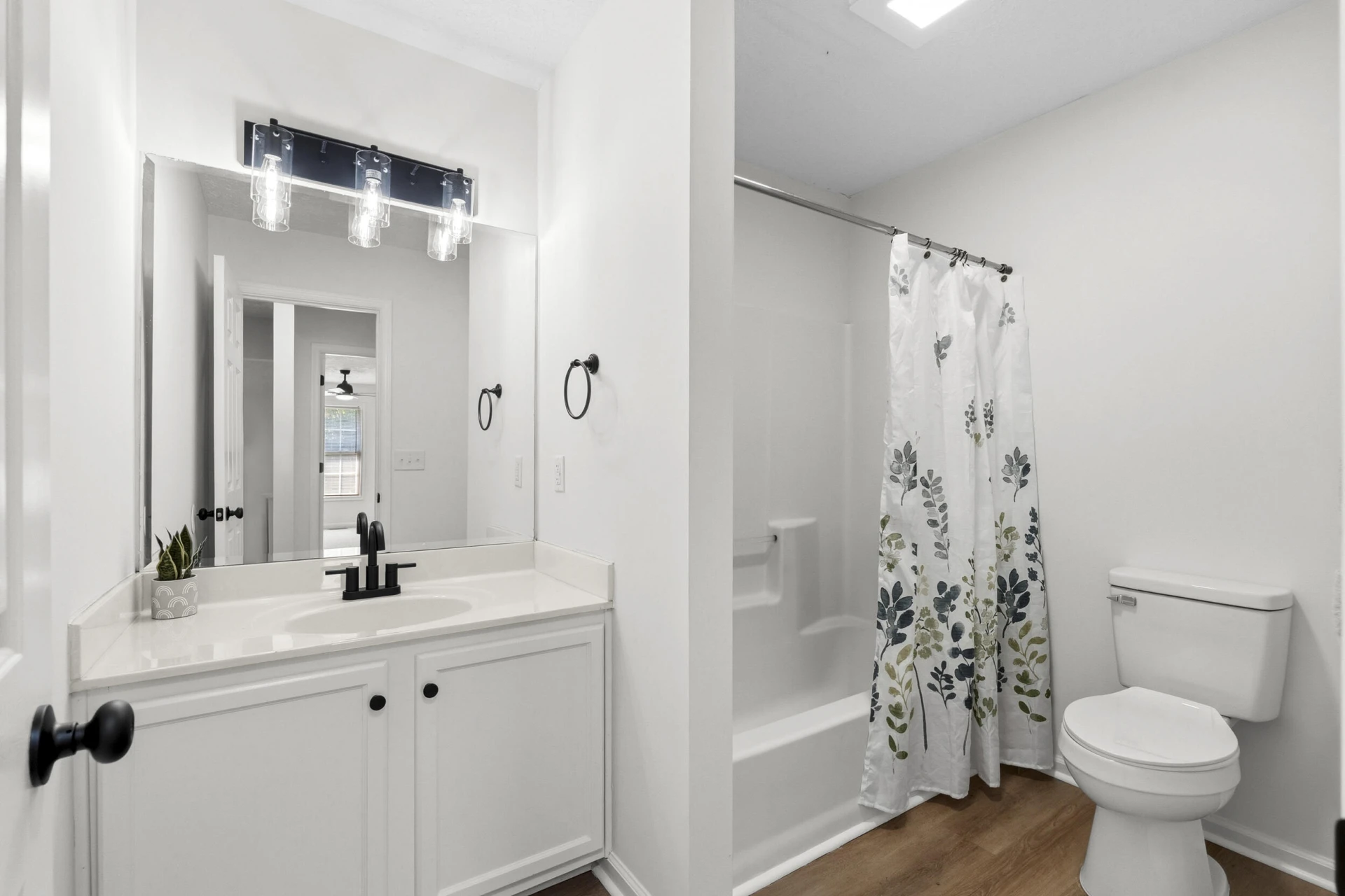 1507 Cassell LN - Photo 13