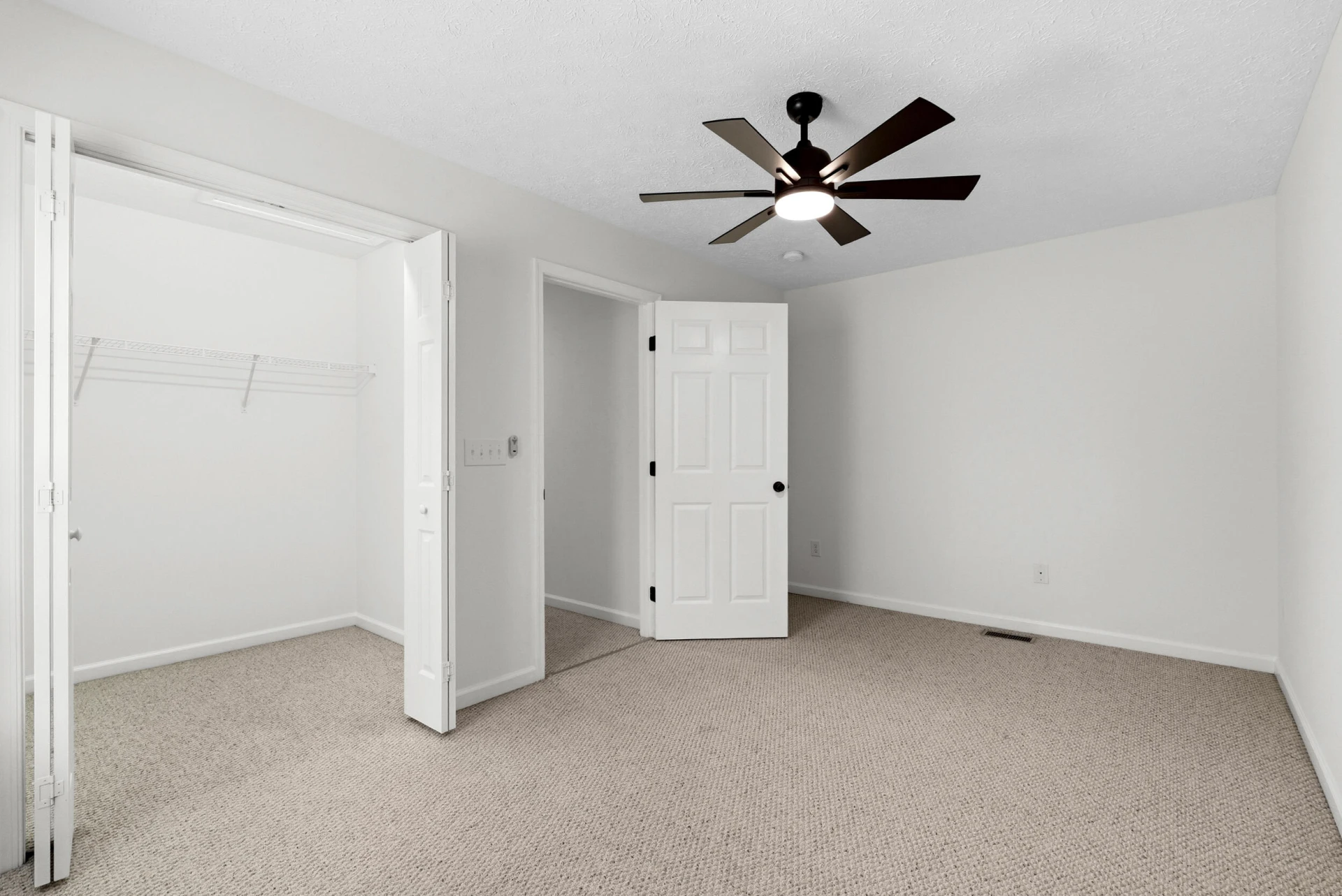 1507 Cassell LN - Photo 18