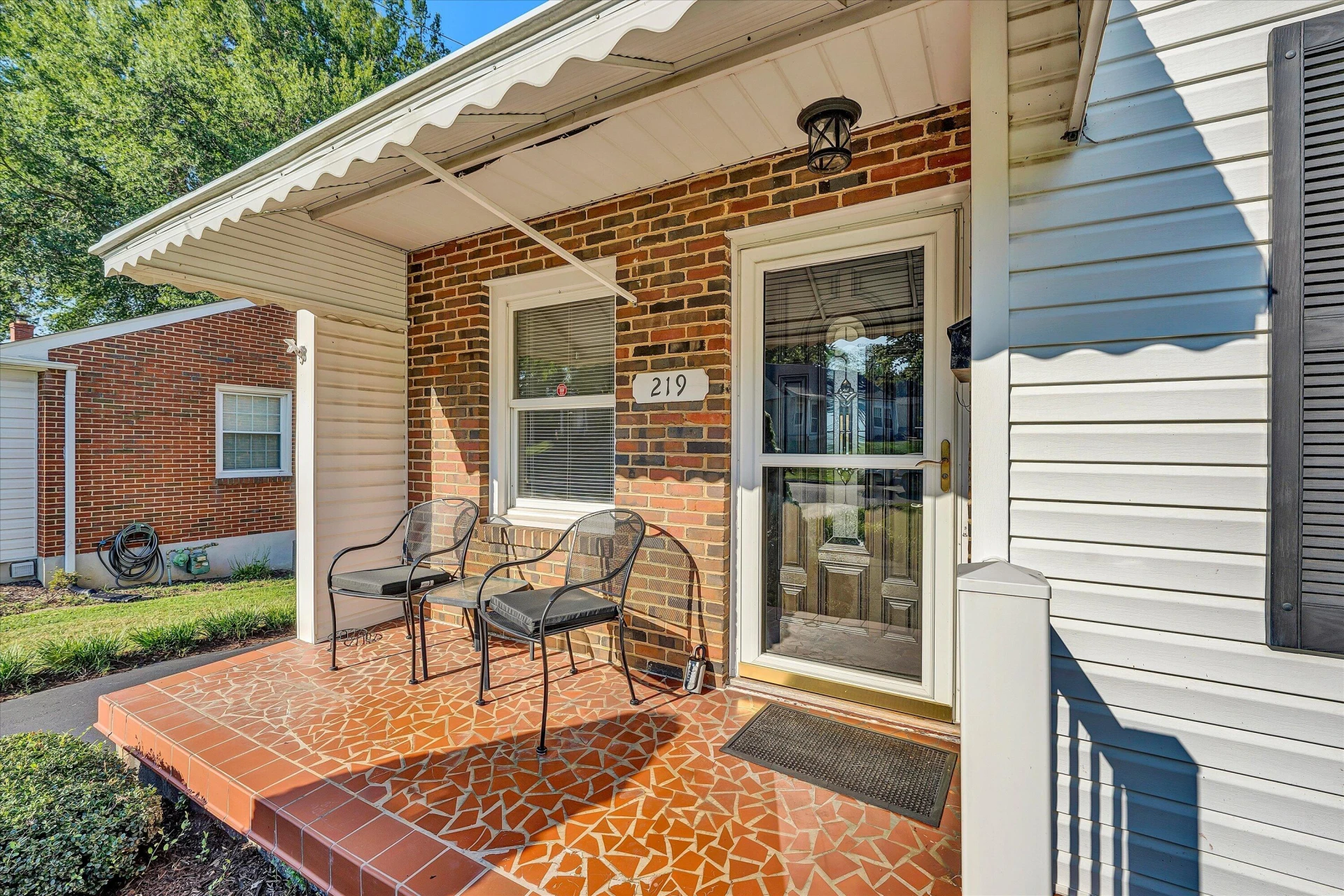 219 Valleydale AVE - Photo 6