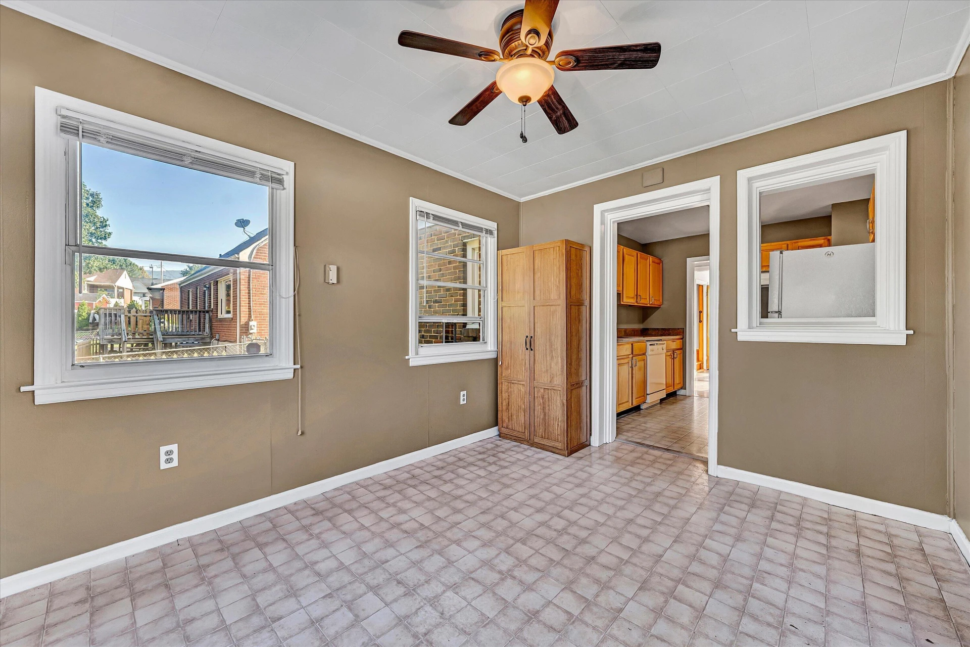 219 Valleydale AVE - Photo 14