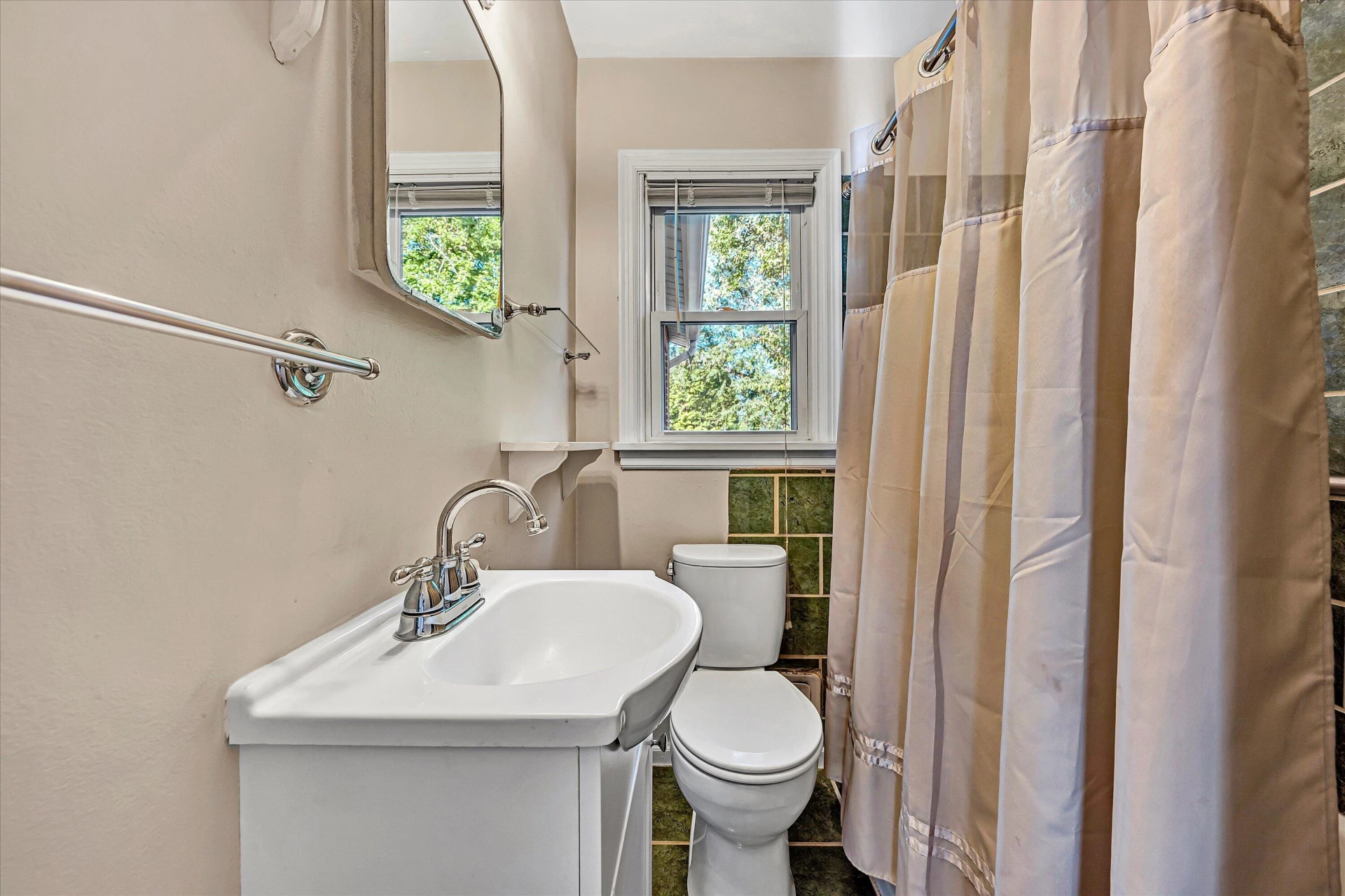 219 Valleydale AVE - Photo 19
