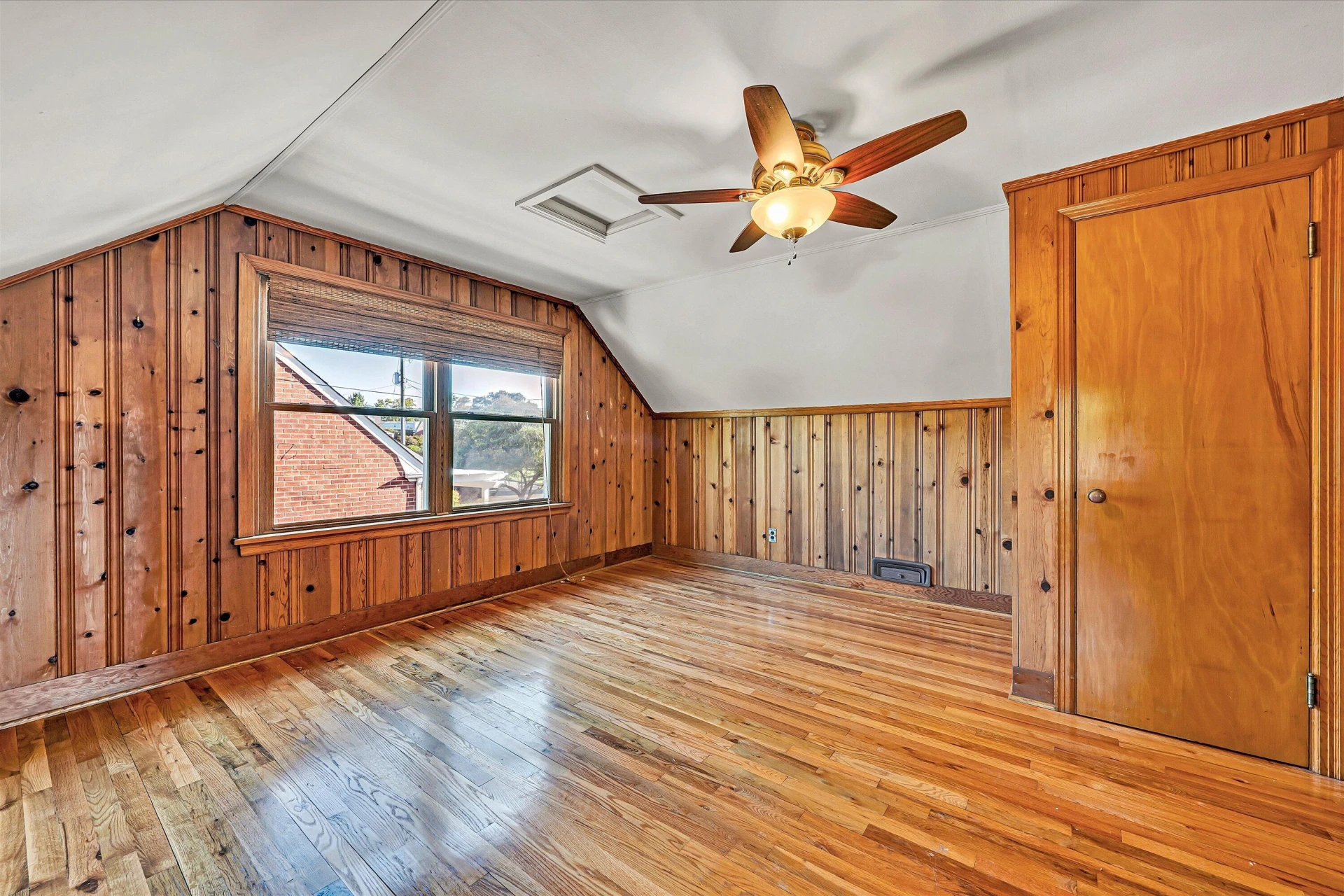 219 Valleydale AVE - Photo 26