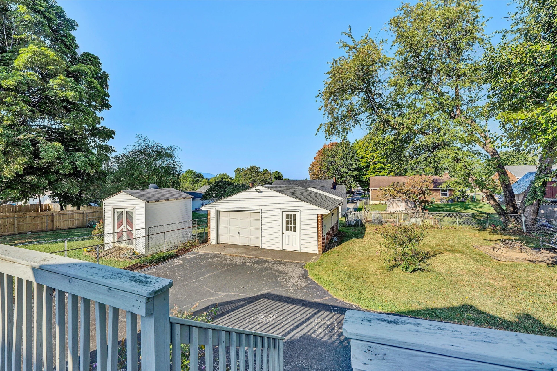 219 Valleydale AVE - Photo 33