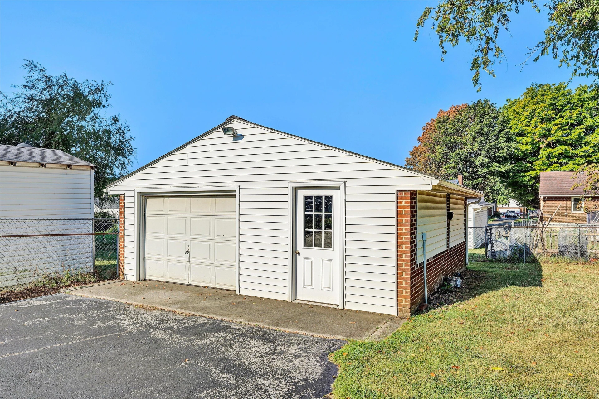 219 Valleydale AVE - Photo 39