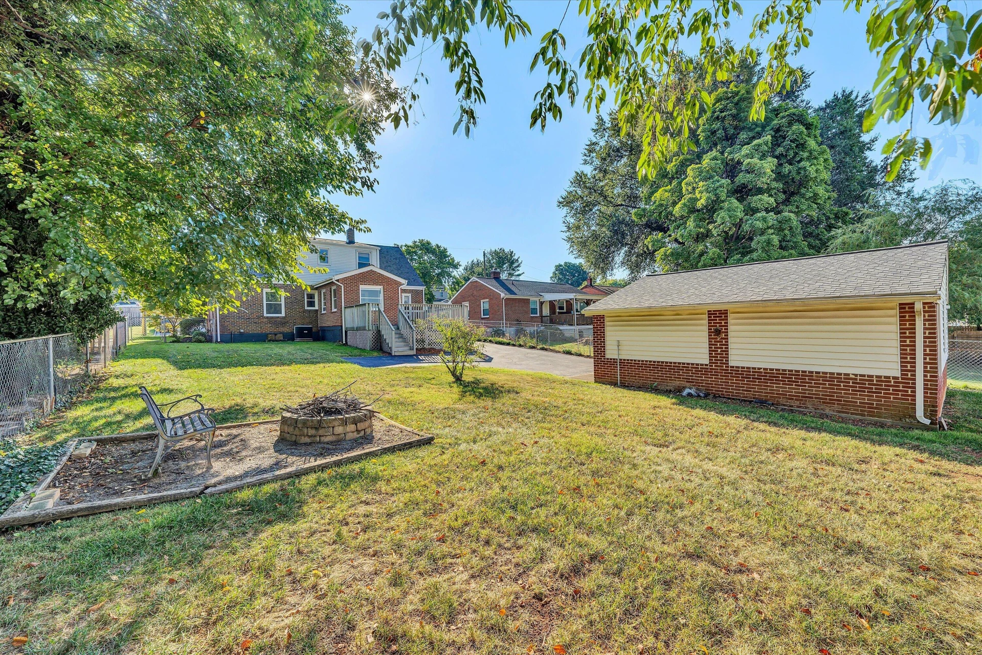 219 Valleydale AVE - Photo 42
