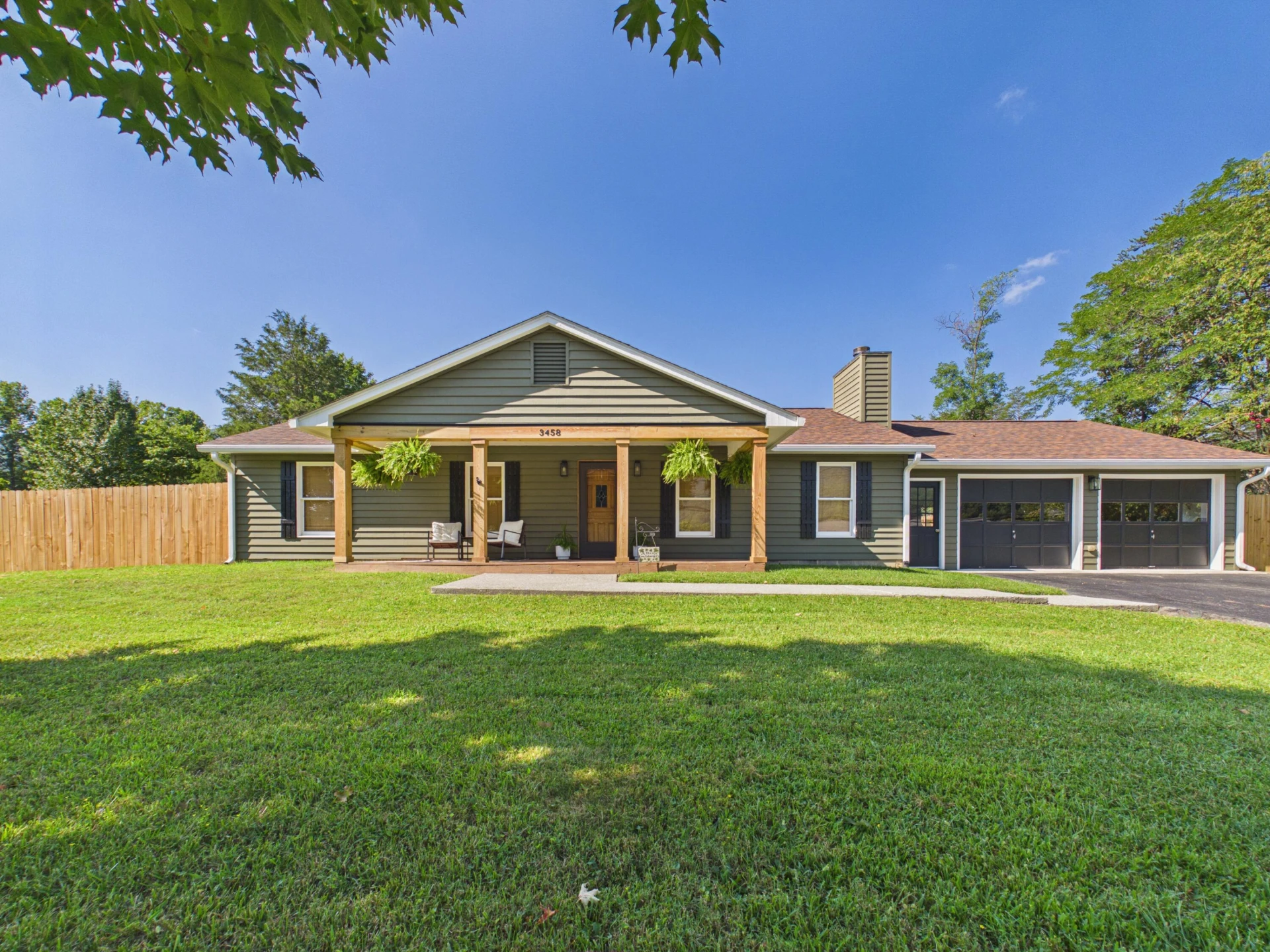 3458 Bradshaw RD