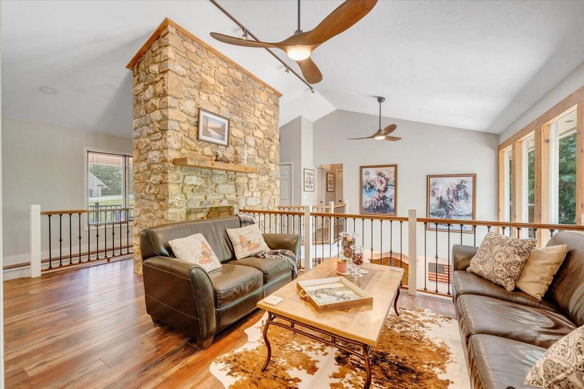 129 Leeward DR - Photo 19