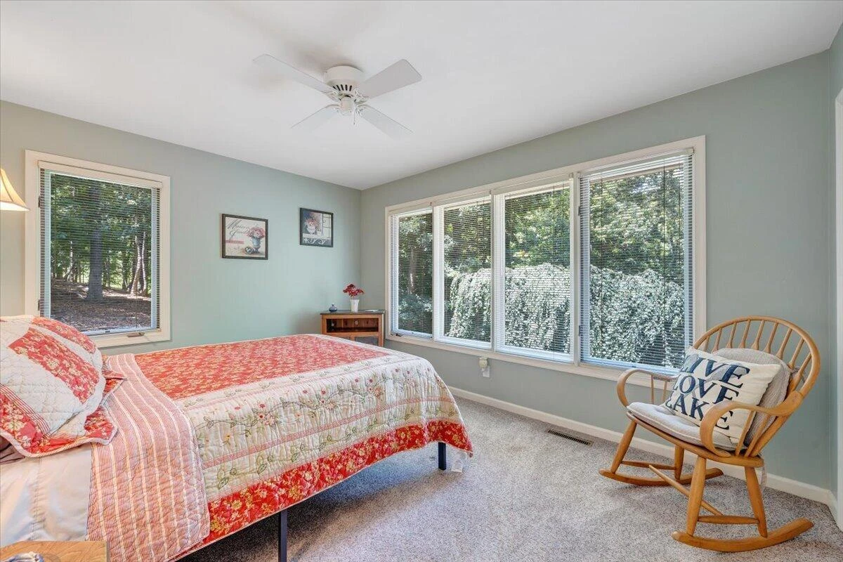 129 Leeward DR - Photo 28