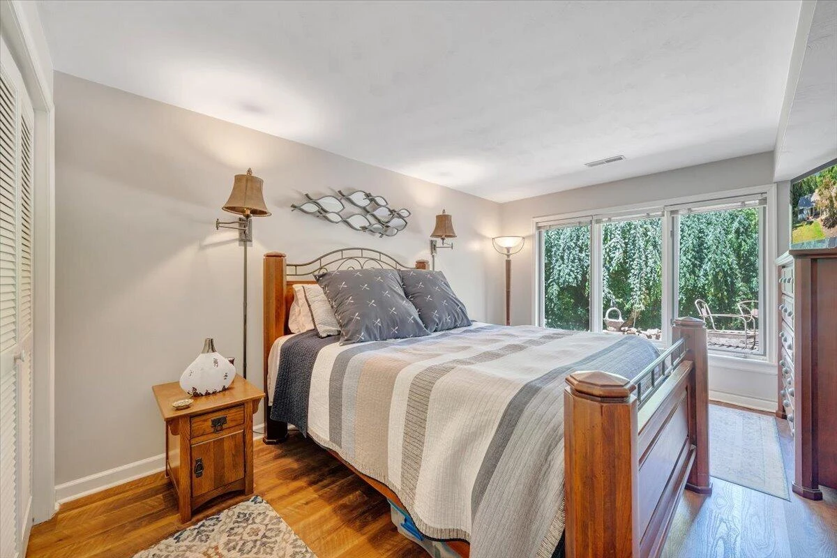 129 Leeward DR - Photo 39
