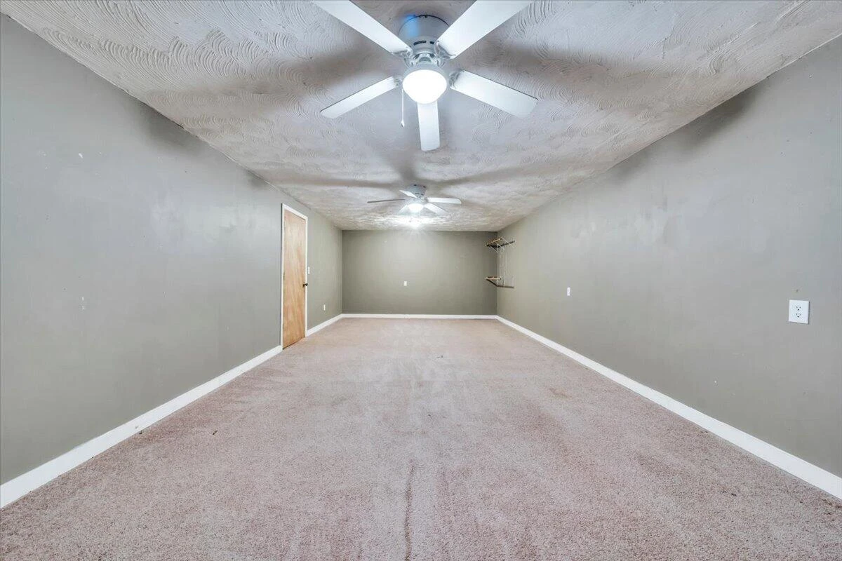 3005 Green Level RD - Photo 32