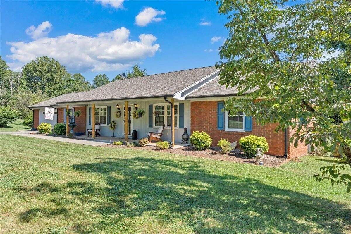 3005 Green Level RD - Photo 55