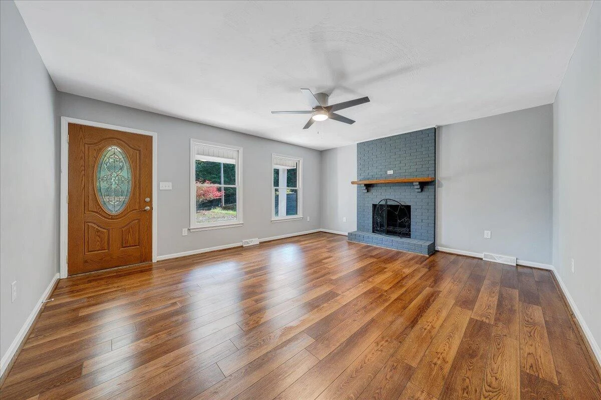 1436 Mountain Pass RD - Photo 8