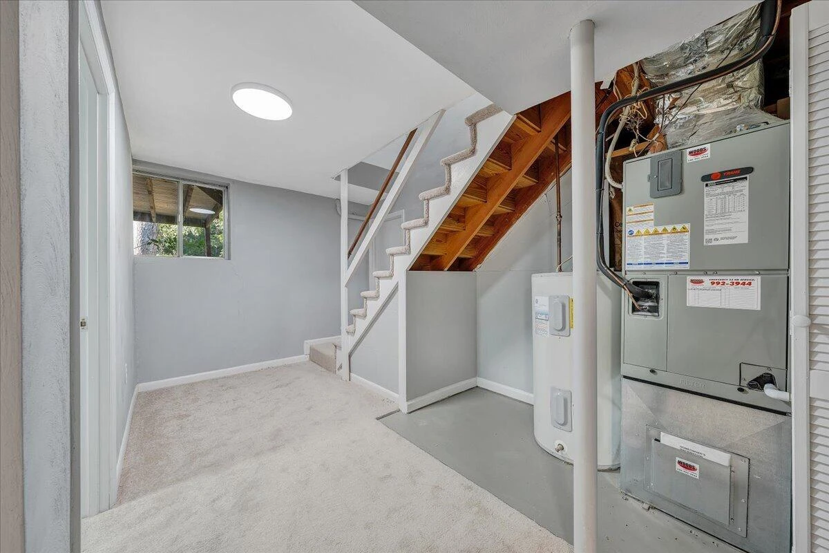 1436 Mountain Pass RD - Photo 28