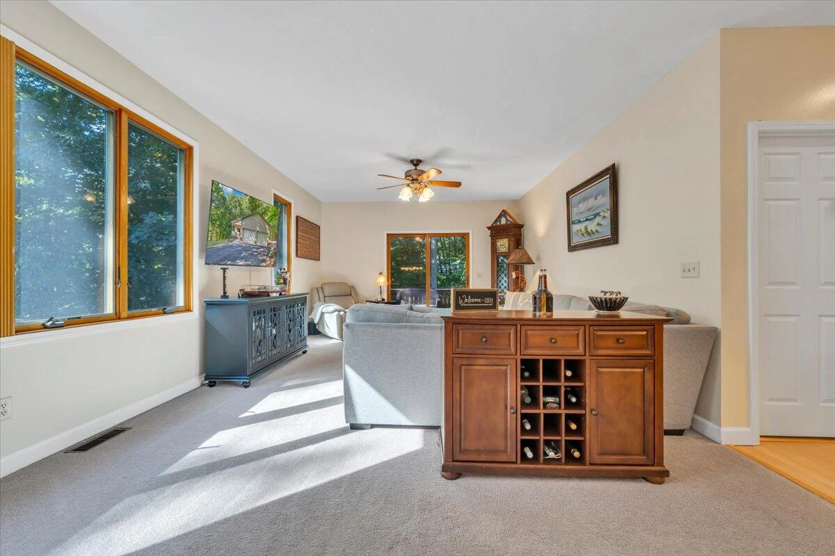 109 Creeden DR - Photo 15