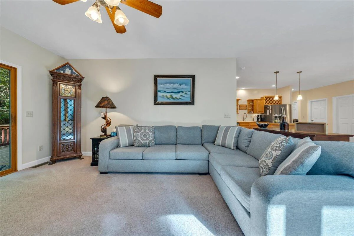 109 Creeden DR - Photo 19