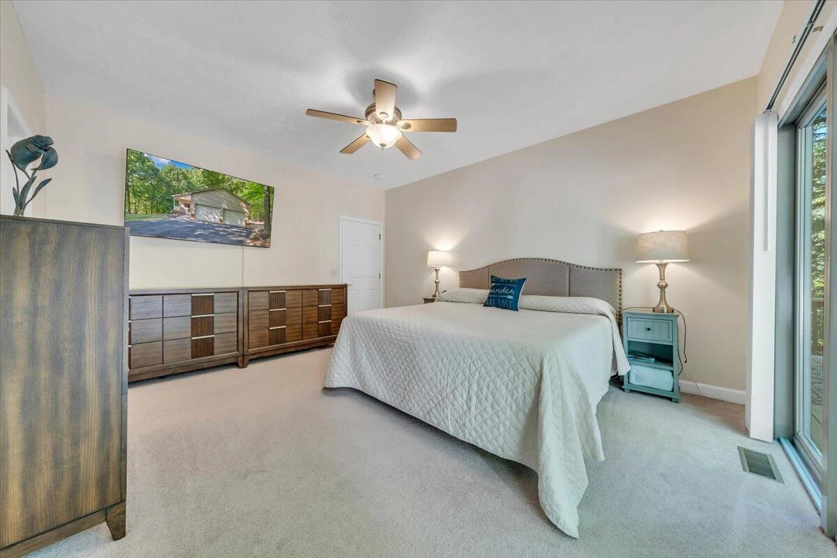 109 Creeden DR - Photo 21