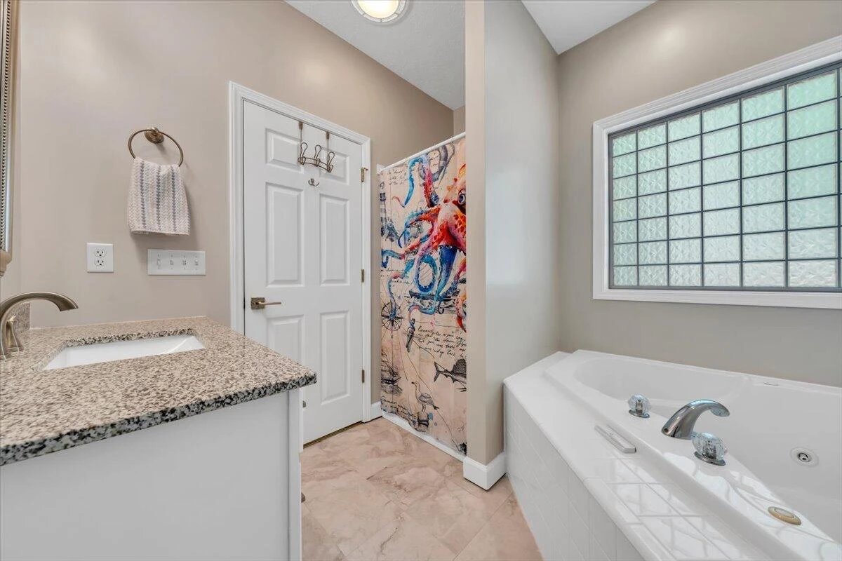 109 Creeden DR - Photo 25