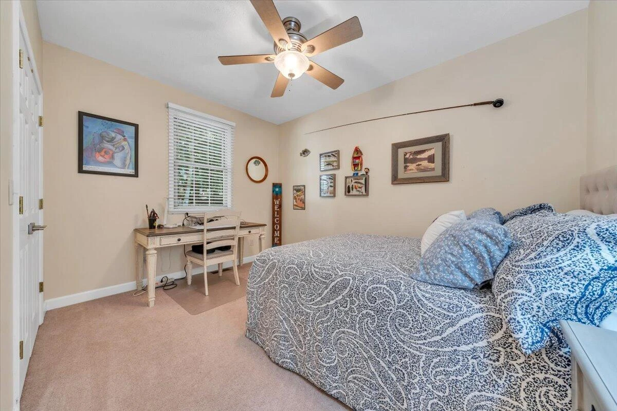 109 Creeden DR - Photo 27
