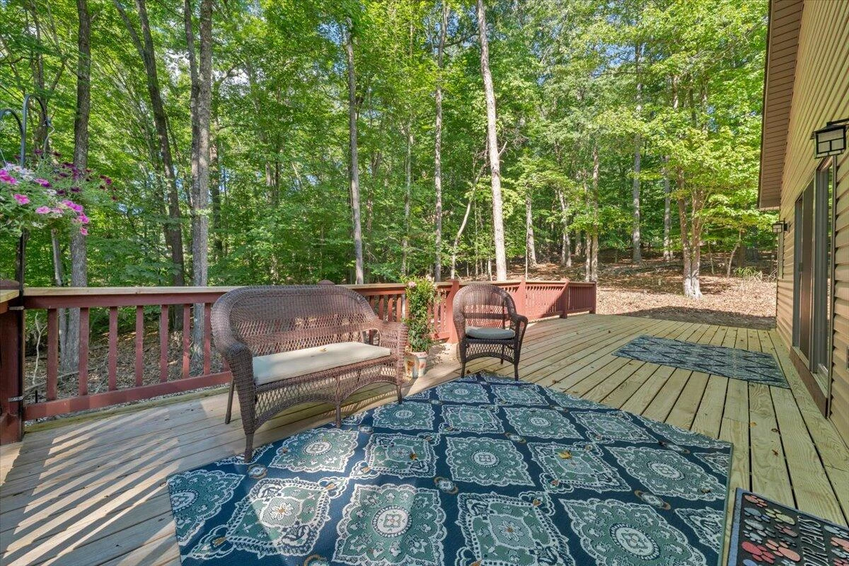 109 Creeden DR - Photo 36