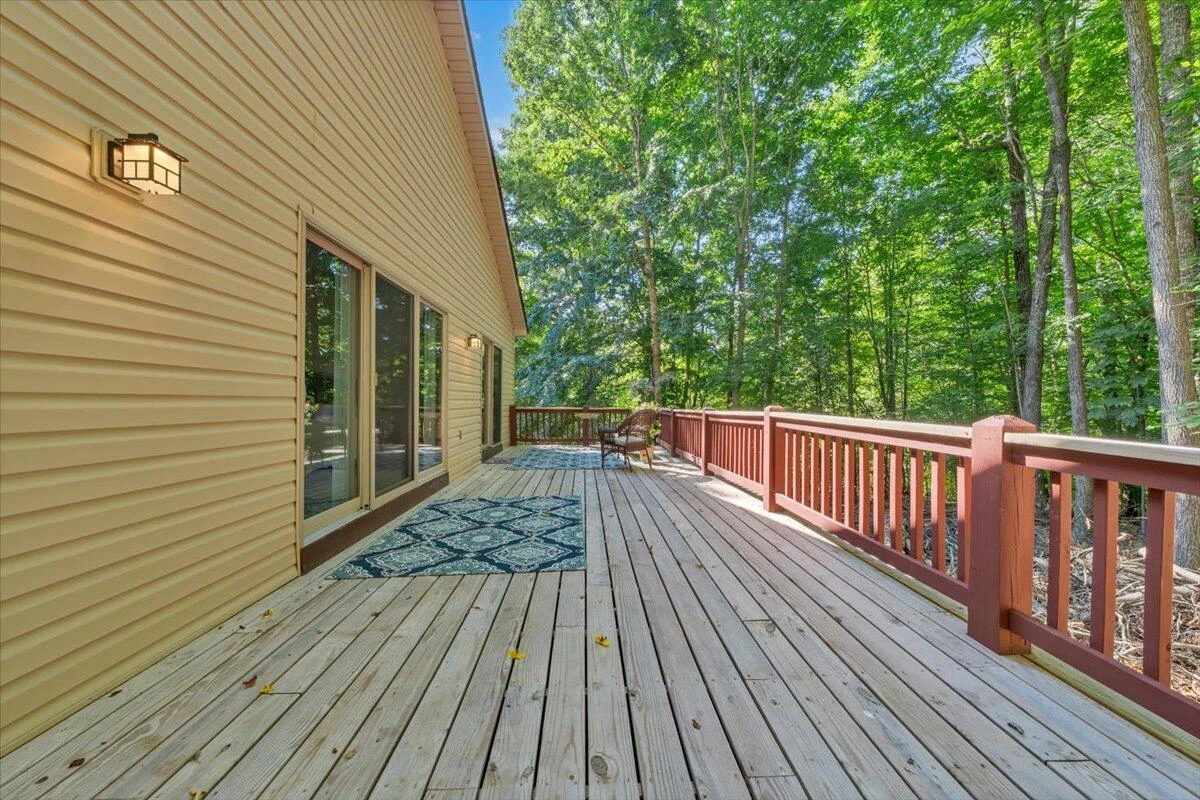 109 Creeden DR - Photo 37