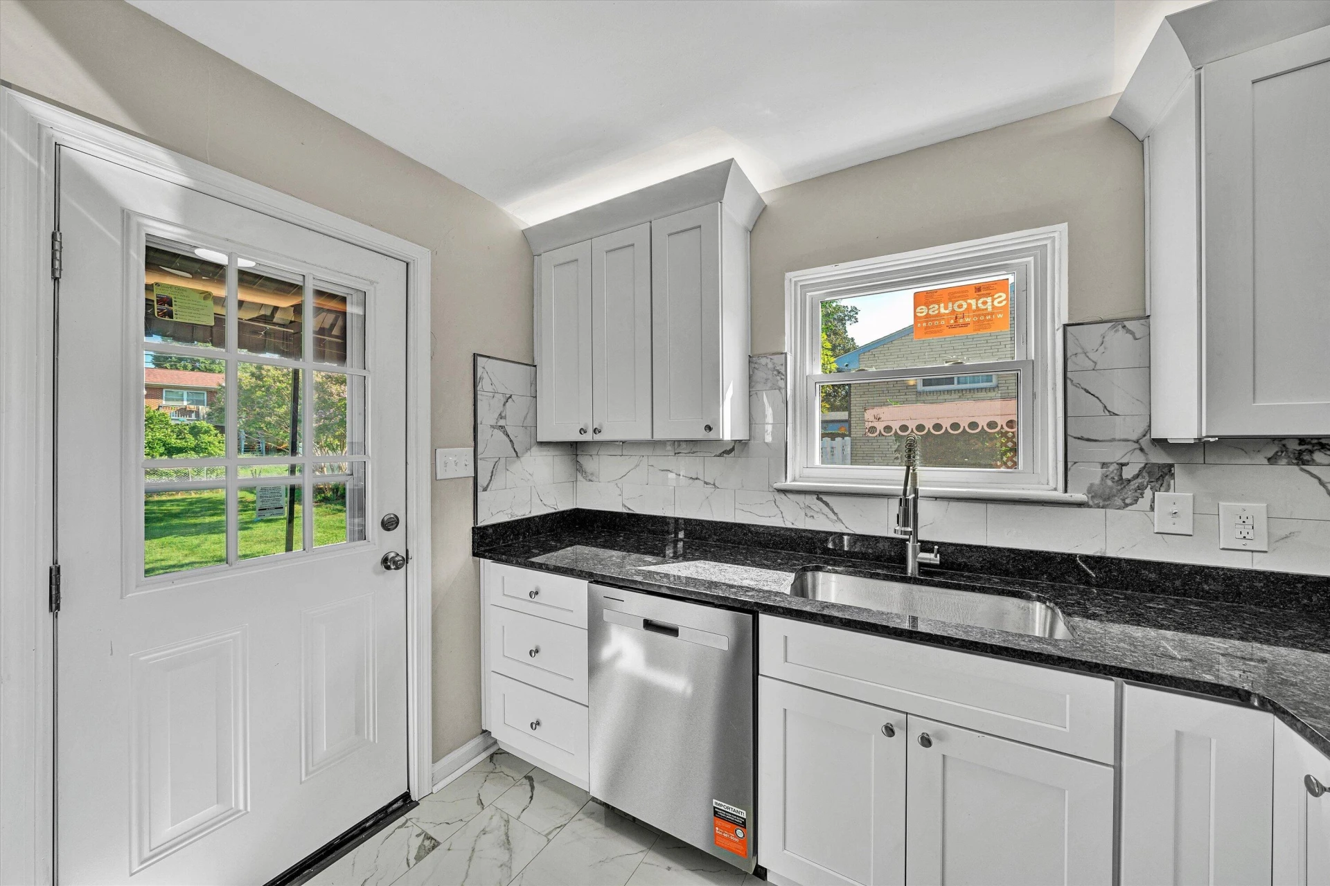 3757 Troutland AVE NW - Photo 8
