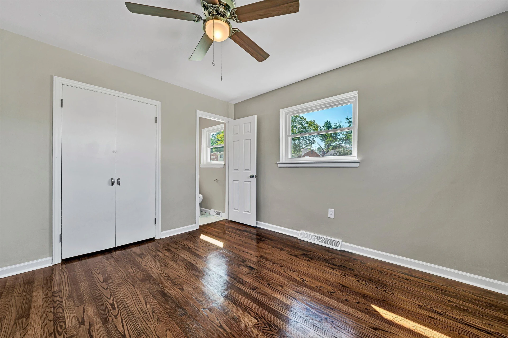 3757 Troutland AVE NW - Photo 12