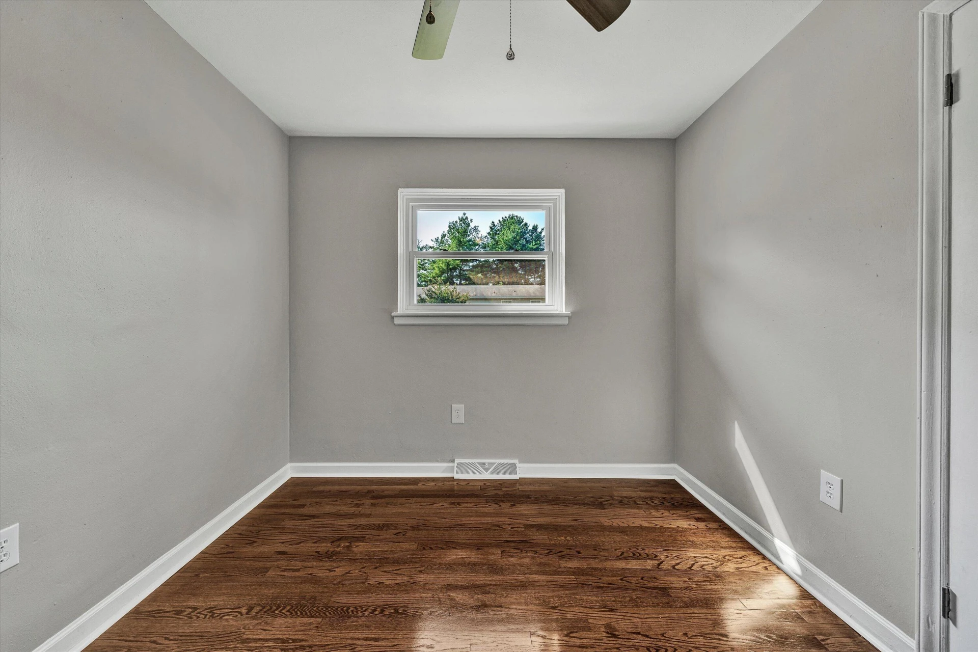3757 Troutland AVE NW - Photo 16