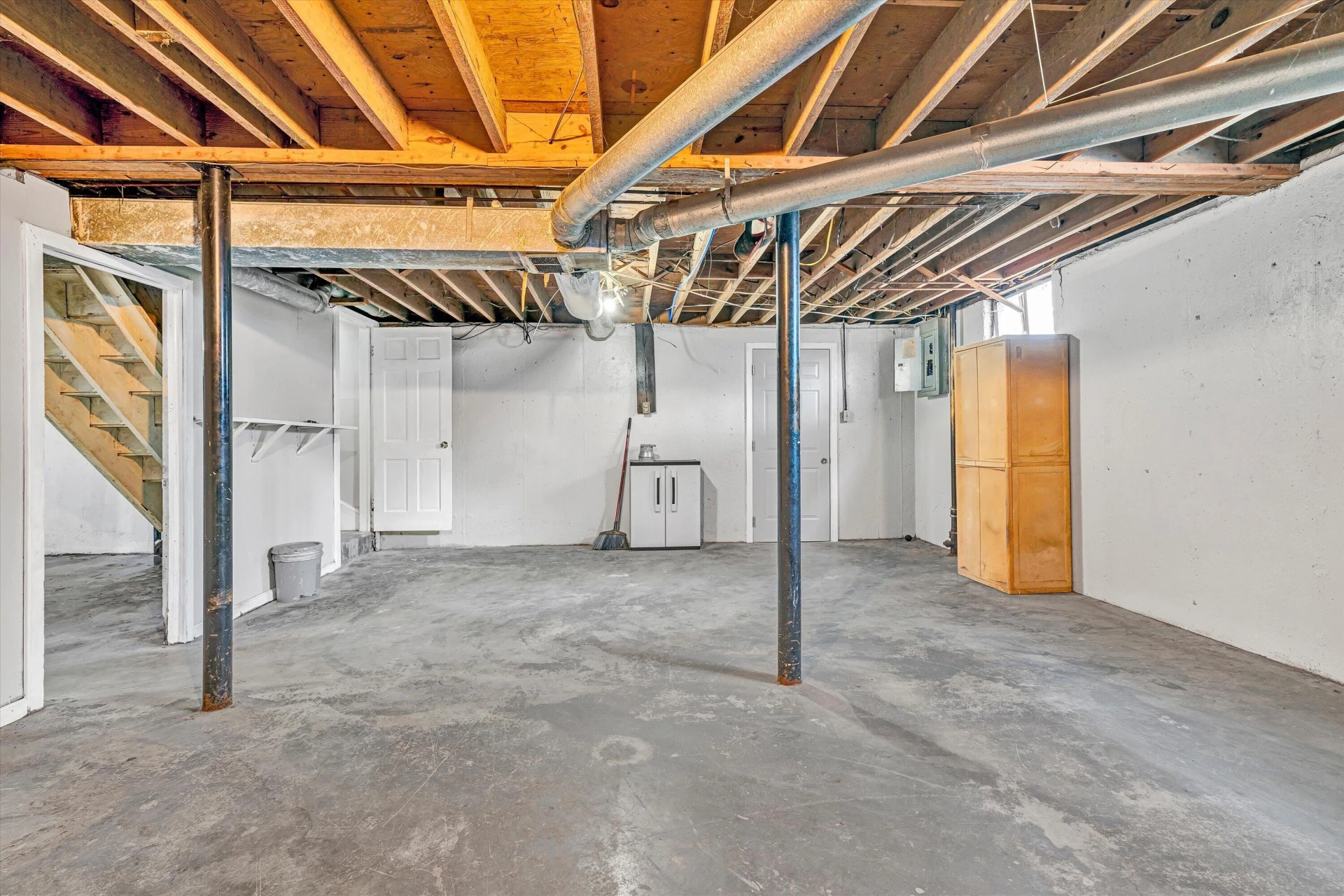 3757 Troutland AVE NW - Photo 20