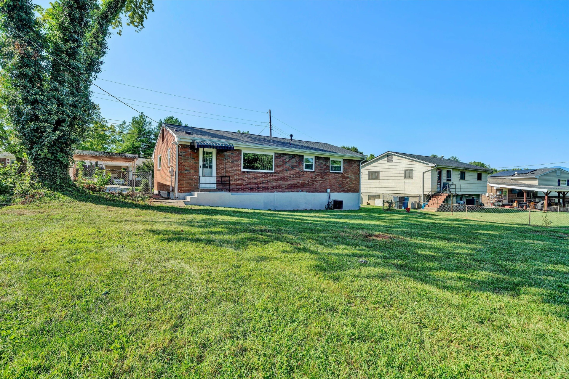 3757 Troutland AVE NW - Photo 26