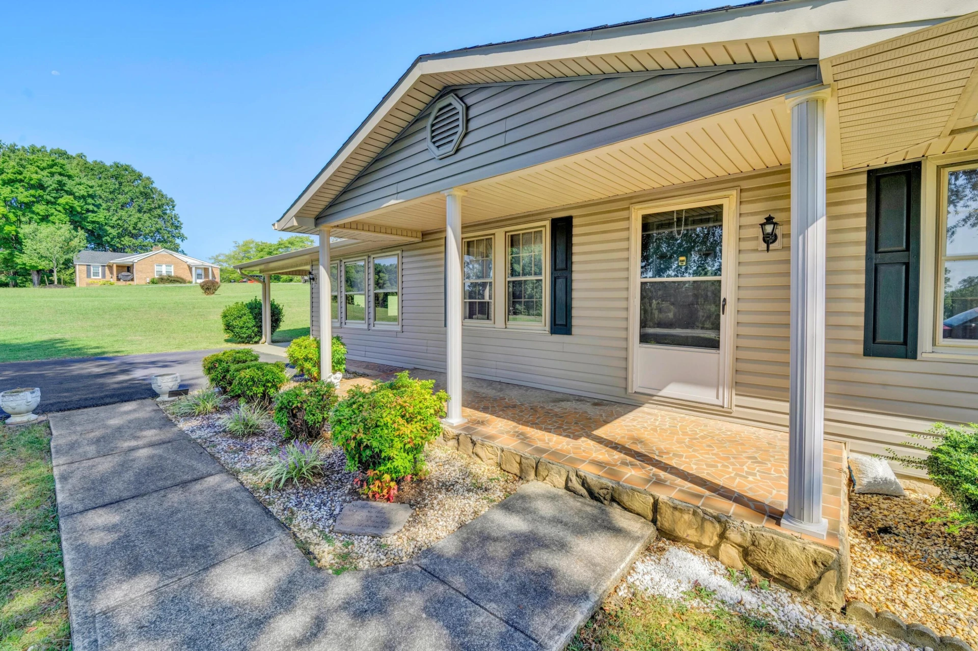 309 Jacks Creek RD - Photo 3