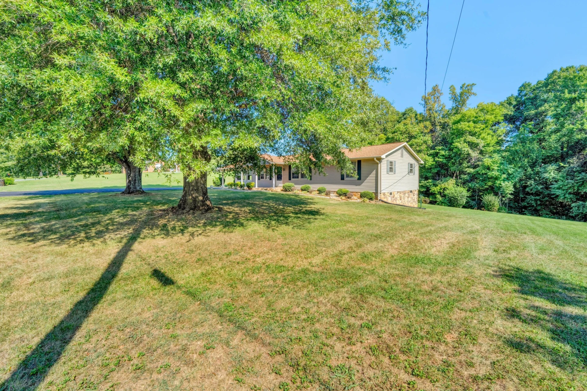 309 Jacks Creek RD - Photo 5