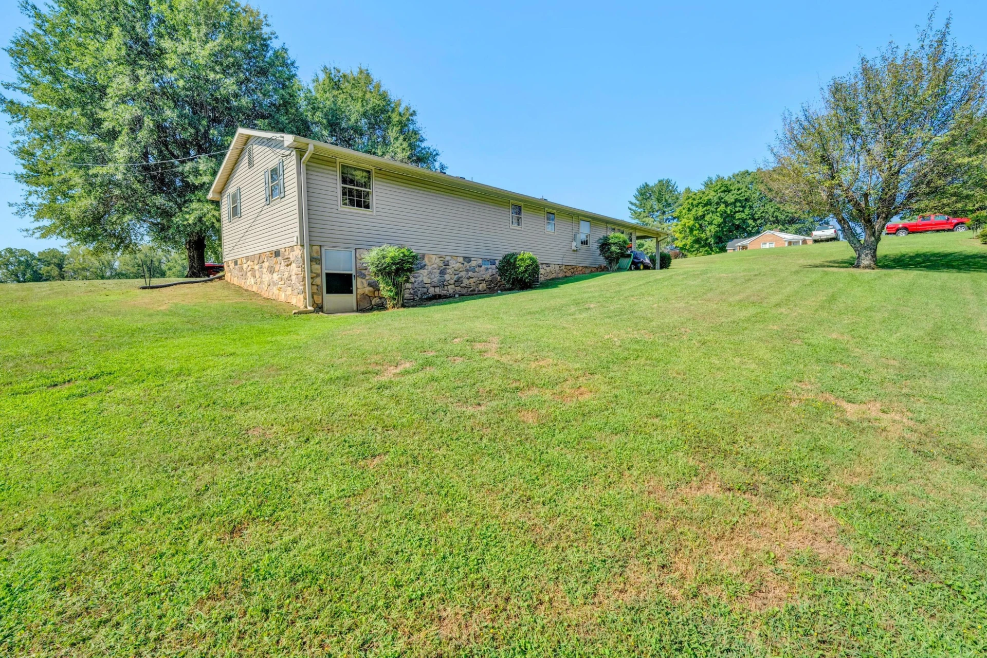 309 Jacks Creek RD - Photo 26