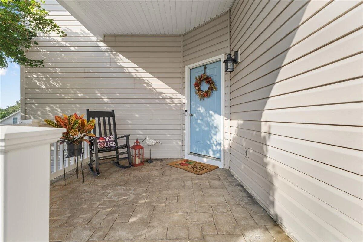 435 Lands End CIR - Photo 10
