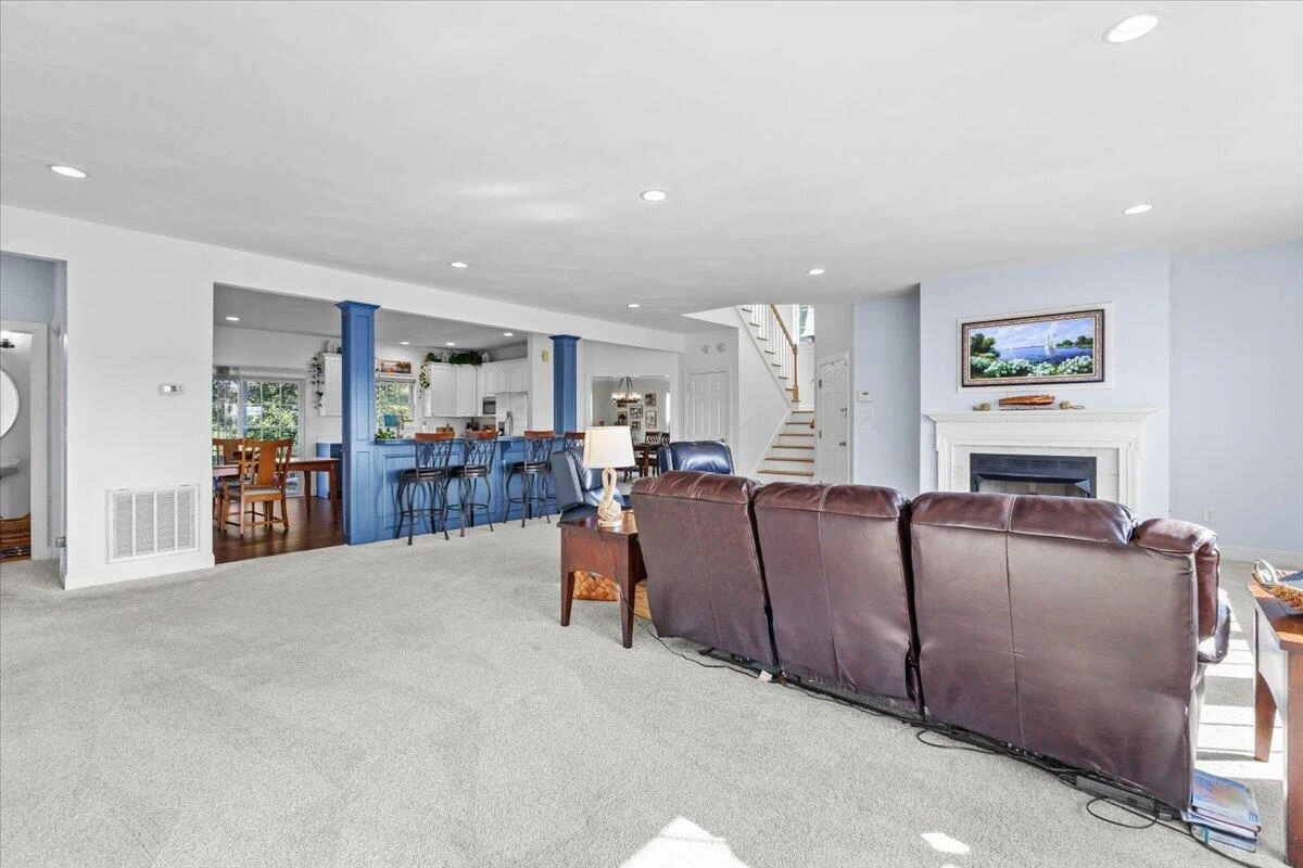 435 Lands End CIR - Photo 15