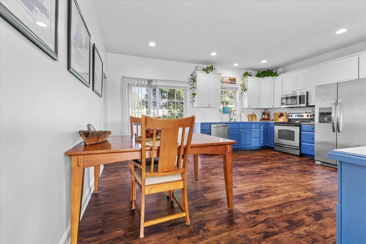 435 Lands End CIR - Photo 21