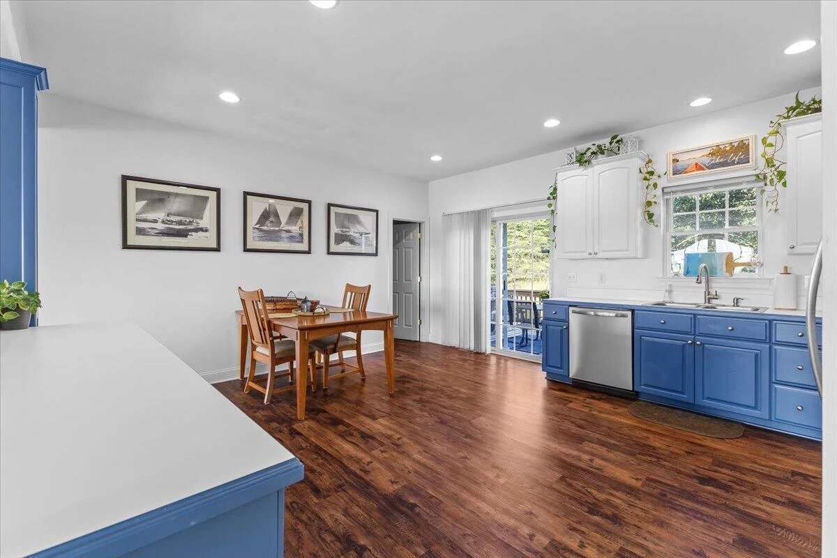 435 Lands End CIR - Photo 29