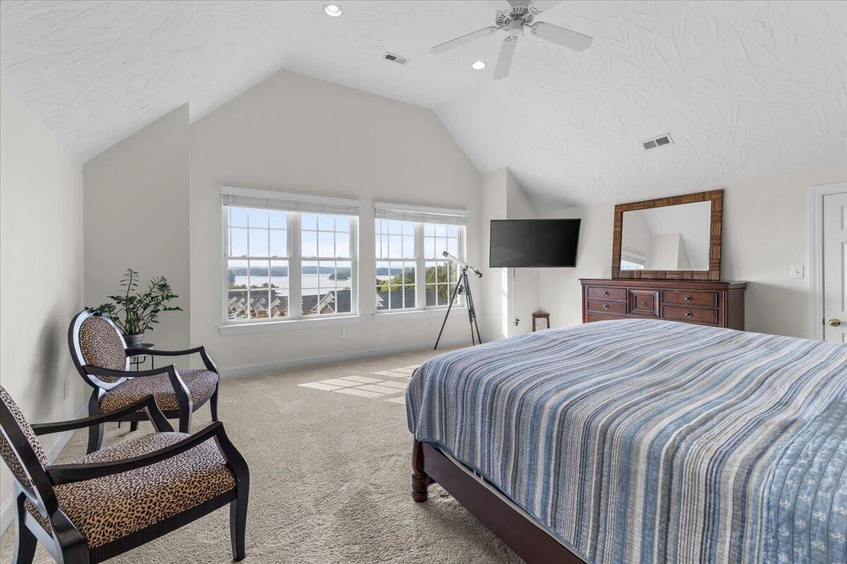 435 Lands End CIR - Photo 36