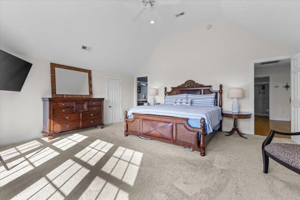 435 Lands End CIR - Photo 37